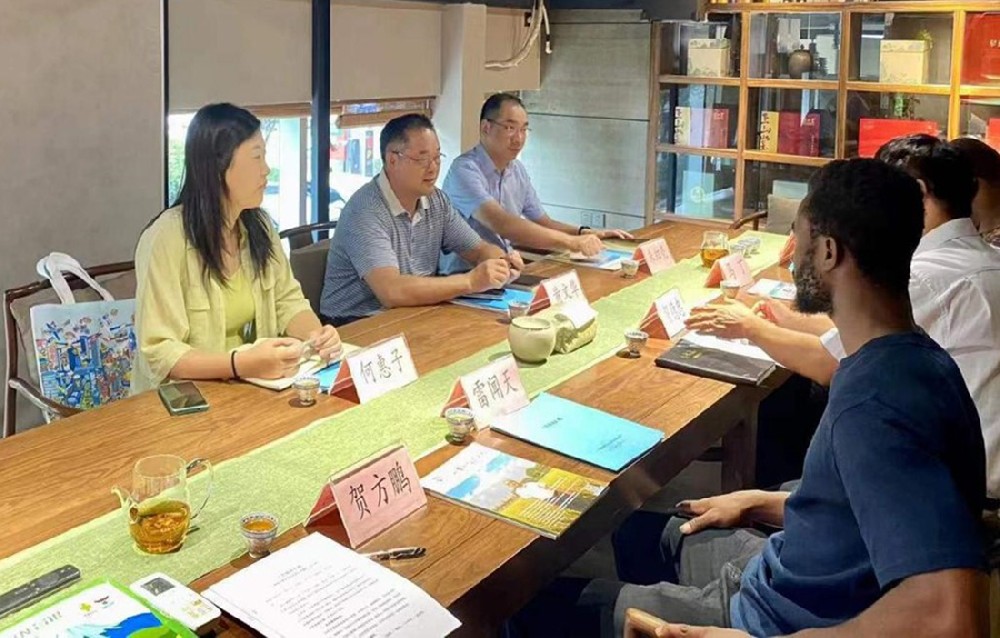 省商務(wù)廳外經(jīng)處調(diào)研、督導(dǎo)岡比亞（湖北）境外經(jīng)貿(mào)合作區(qū)建設(shè)